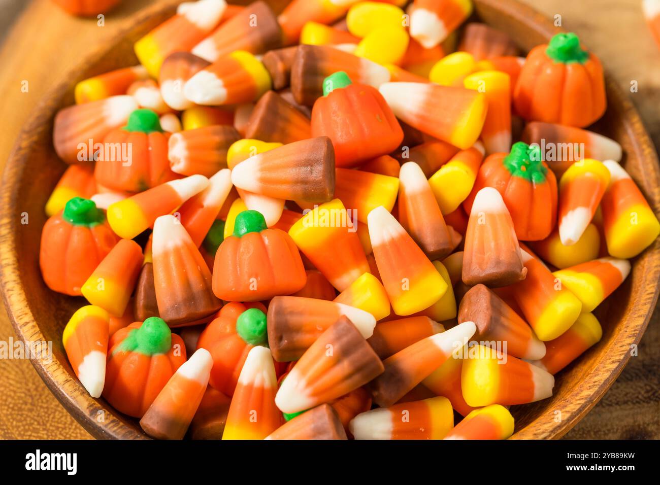 Candy corn hi-res stock photography and images - Alamy