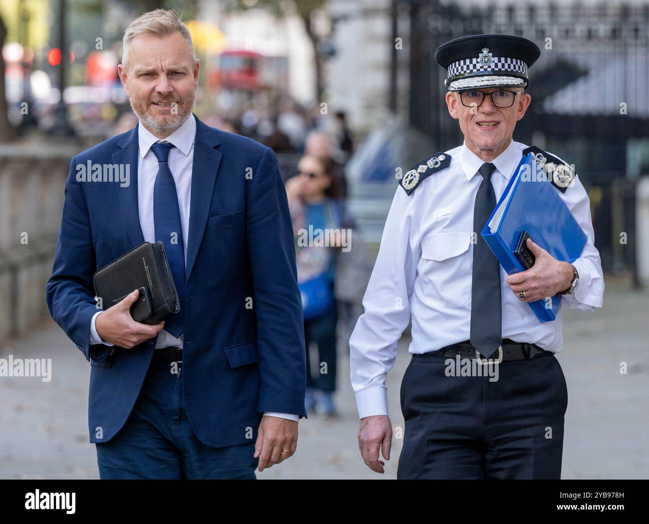Committee Uniform Matt jukes mark rowley hi-res stock photography and images - Alamy