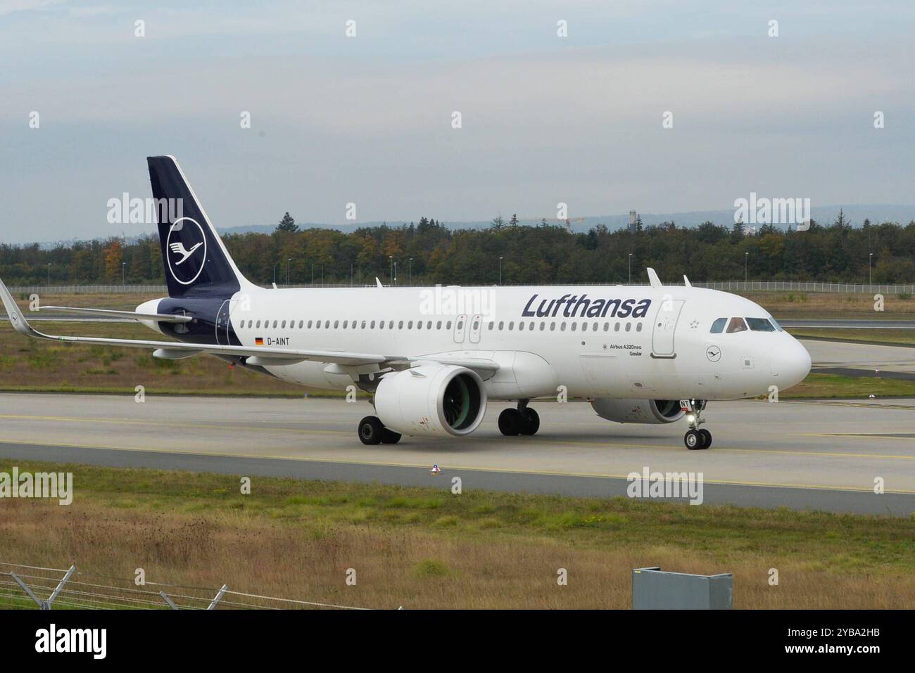 Autocollant Publicitaire Vintage Années 90 – Aéroport Hambourg, Condor, Lufthansa
