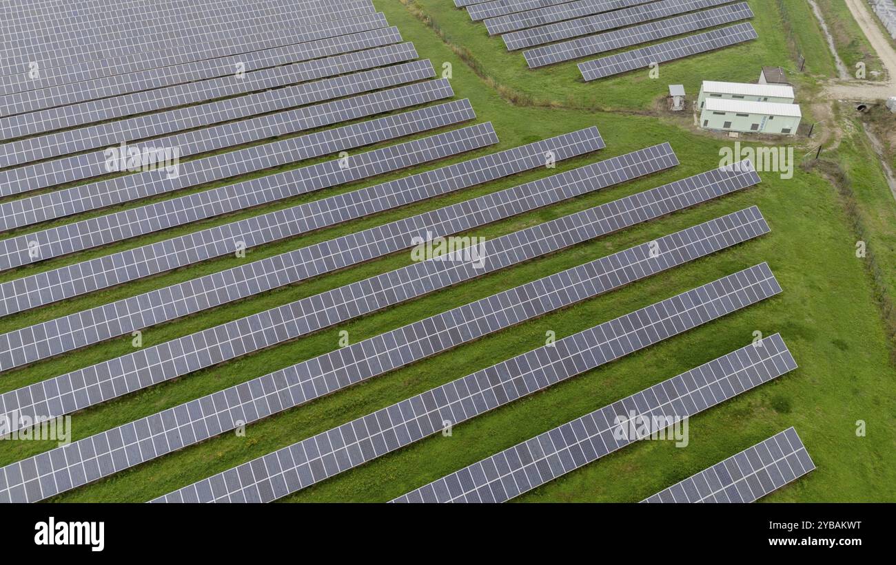 Large field covered rows solar hi-res stock photography and images - Alamy