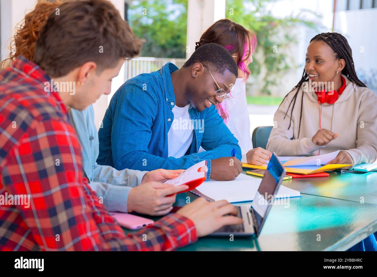 African students china hi-res stock photography and images - Alamy