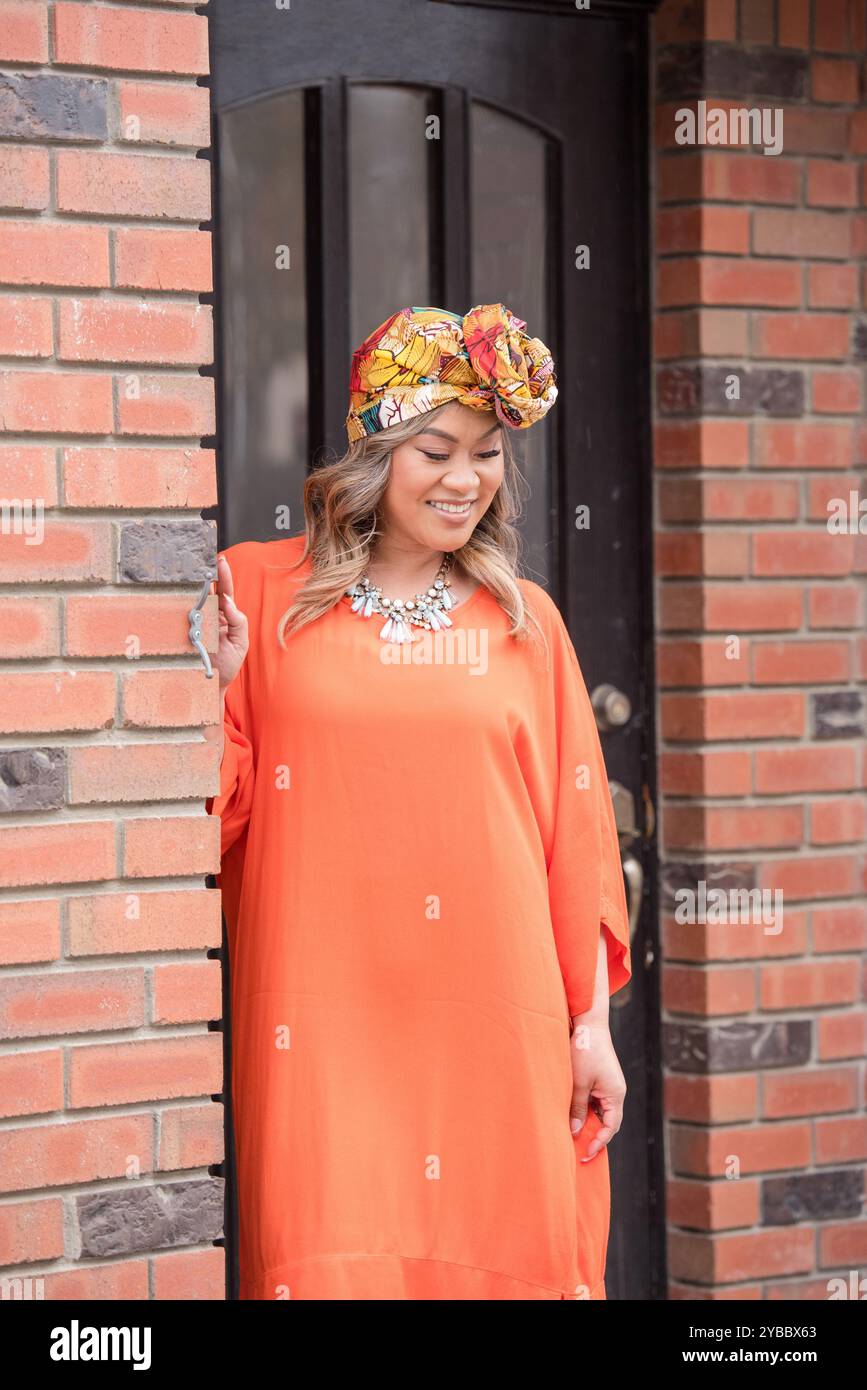 Asian woman wearing headband hi-res stock photography and images - Alamy