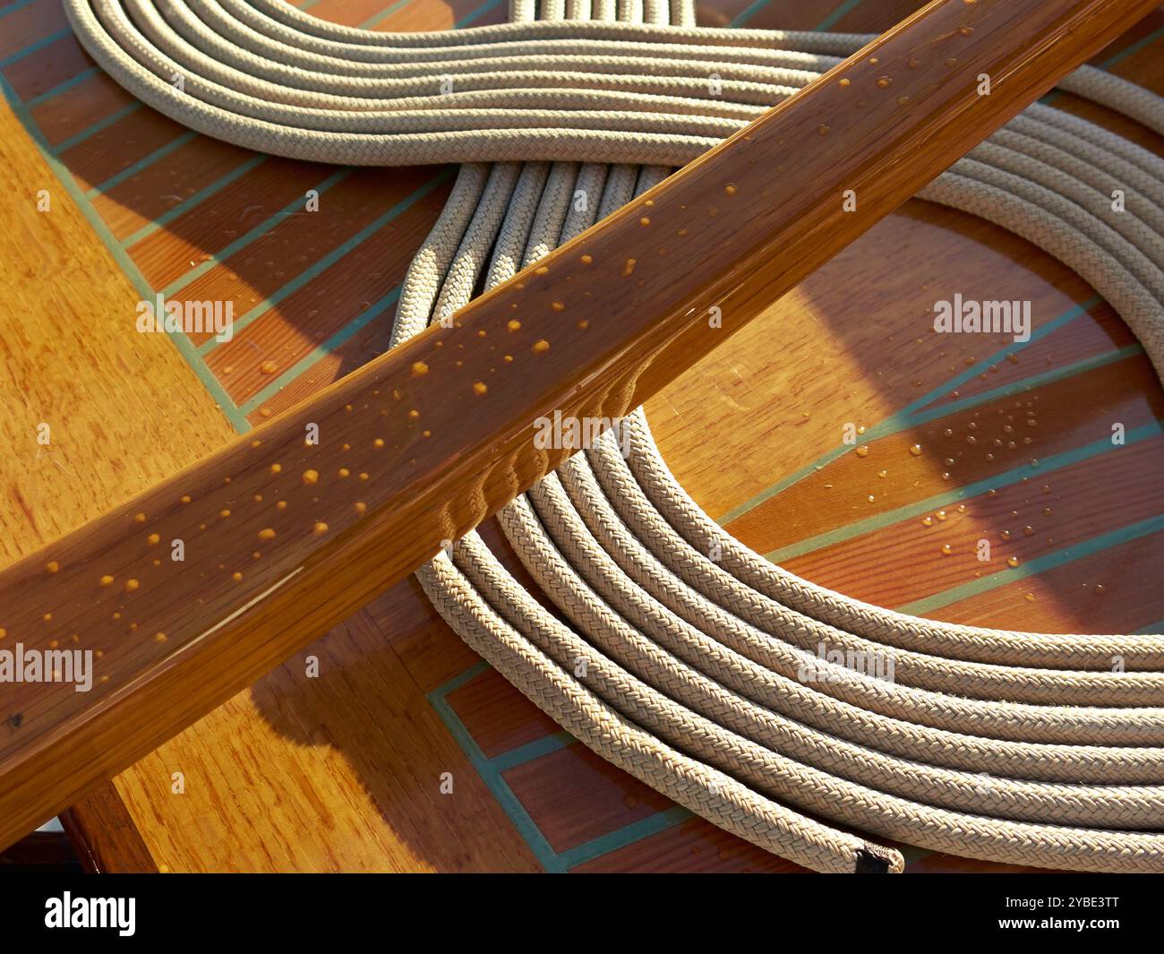 Figure eight coil hi-res stock photography and images - Alamy