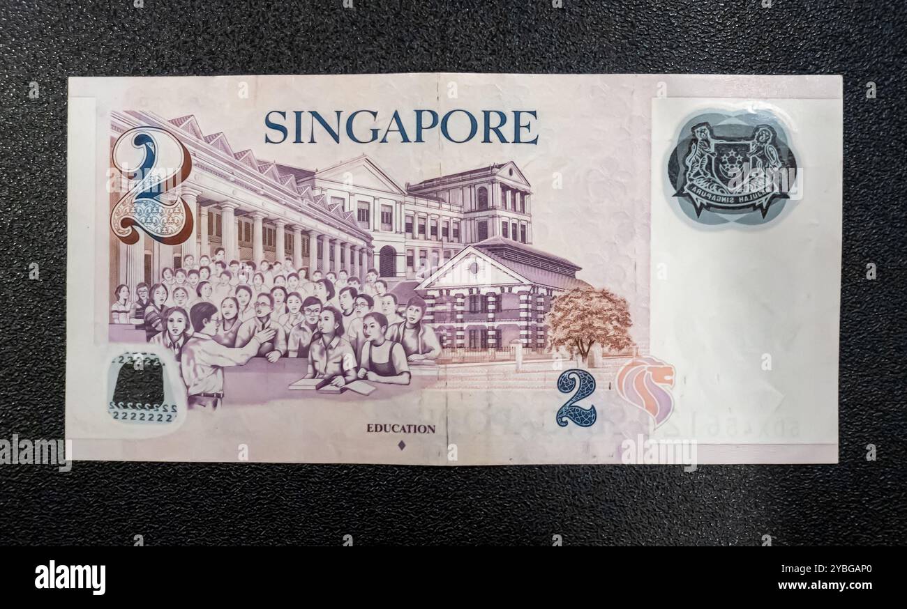 Singapore 2 dollar banknote reverse Stock Photo - Alamy