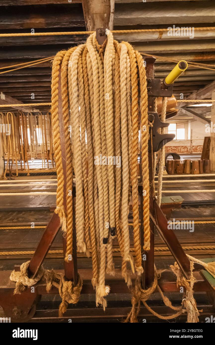 Chatham dockyard hi-res stock photography and images - Alamy