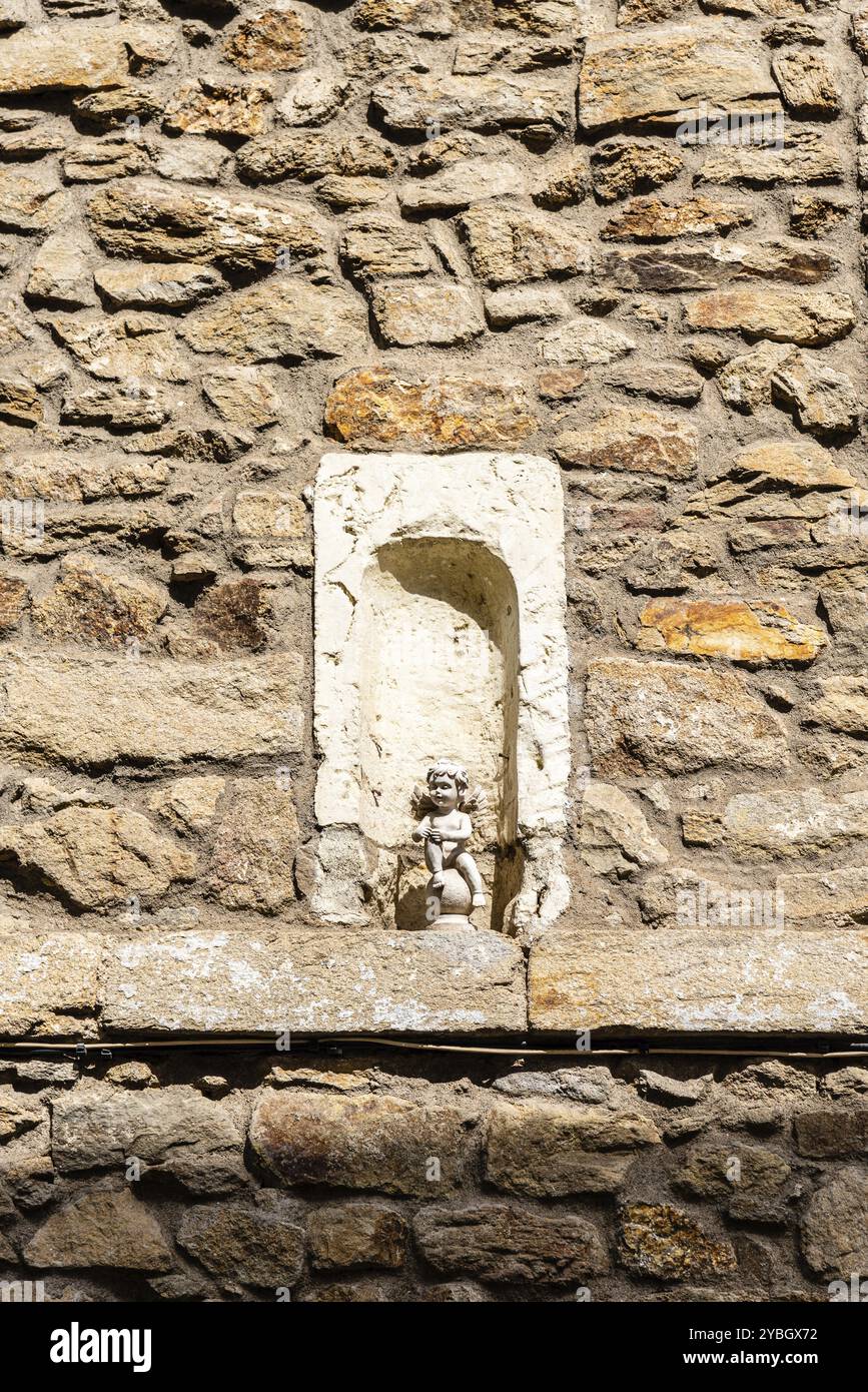 Old 6 Way Stone Lamp Niche From Jaisalmer- 19th Century Old 6 Way Stone Lamp Niche From Jaisalmer- 19th Century