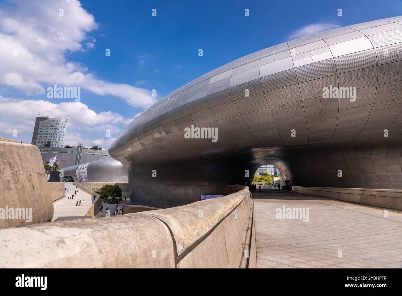 Seoul, South Korea - 10 October 2024 -View of the famous building of Dongdaemun Design Plaza or known as DDP Stock Photo