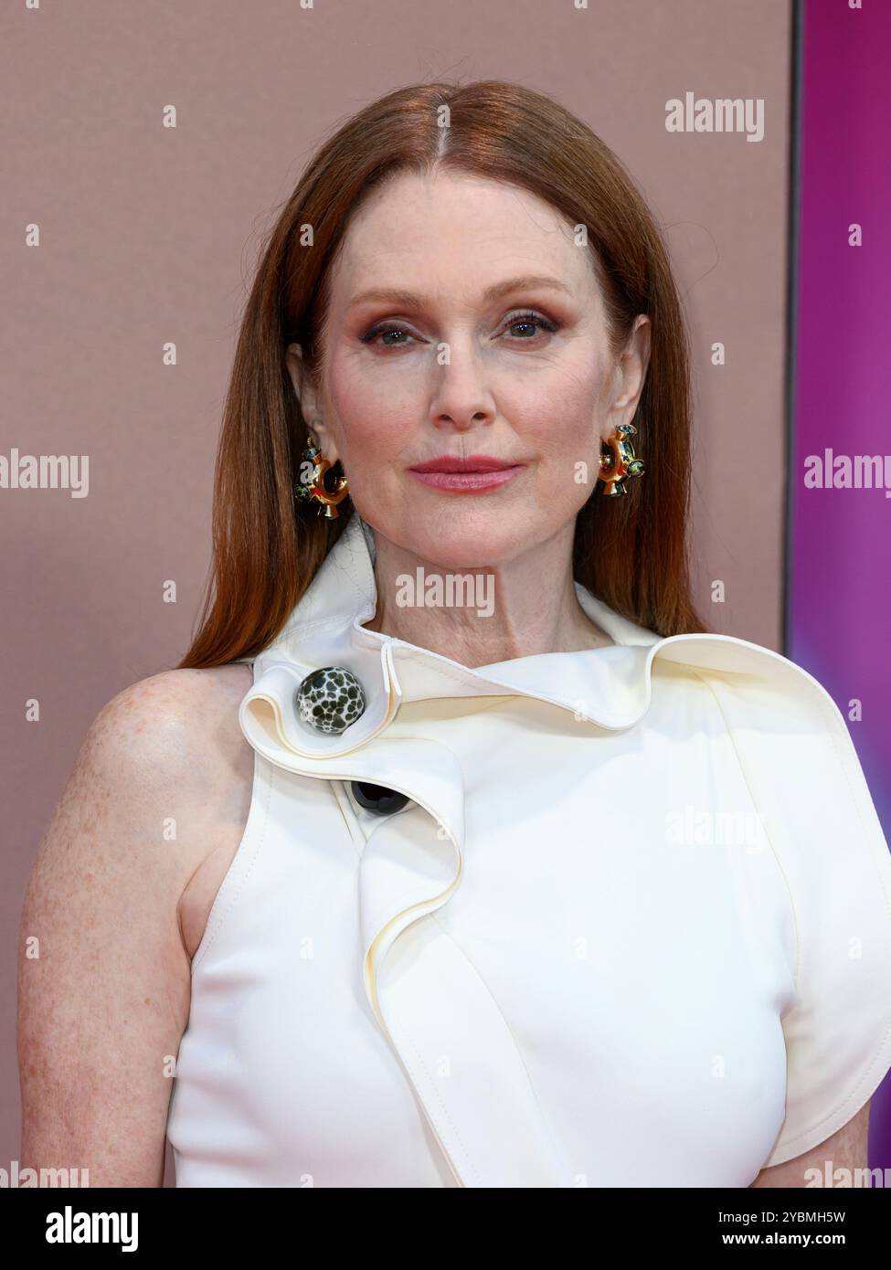 London, UK. October 19th, 2024. Julianne Moore arriving at the BFI London Film Festival Special Headline Gala of The Room Next Door, Royal Festival Hall. Credit: Doug Peters/EMPICS/Alamy Live News Stock Photo