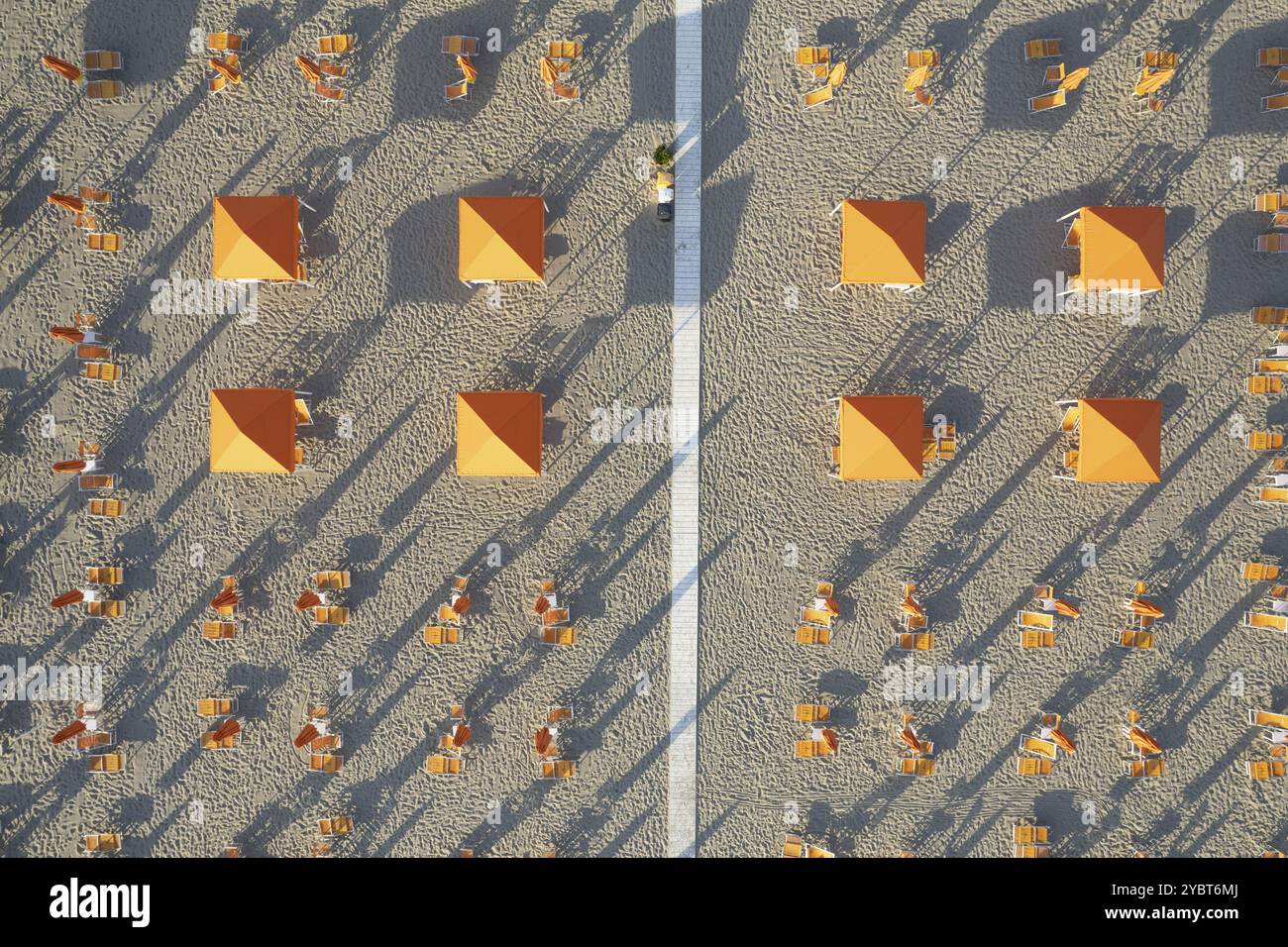 Aerial top down shot sunshades hi-res stock photography and images - Alamy