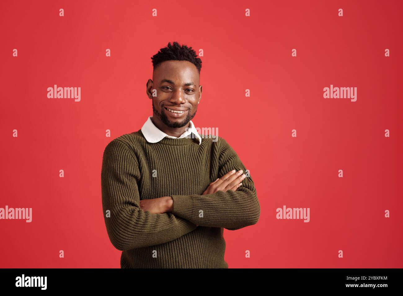 Smiling african man in casual hi-res stock photography and images - Alamy