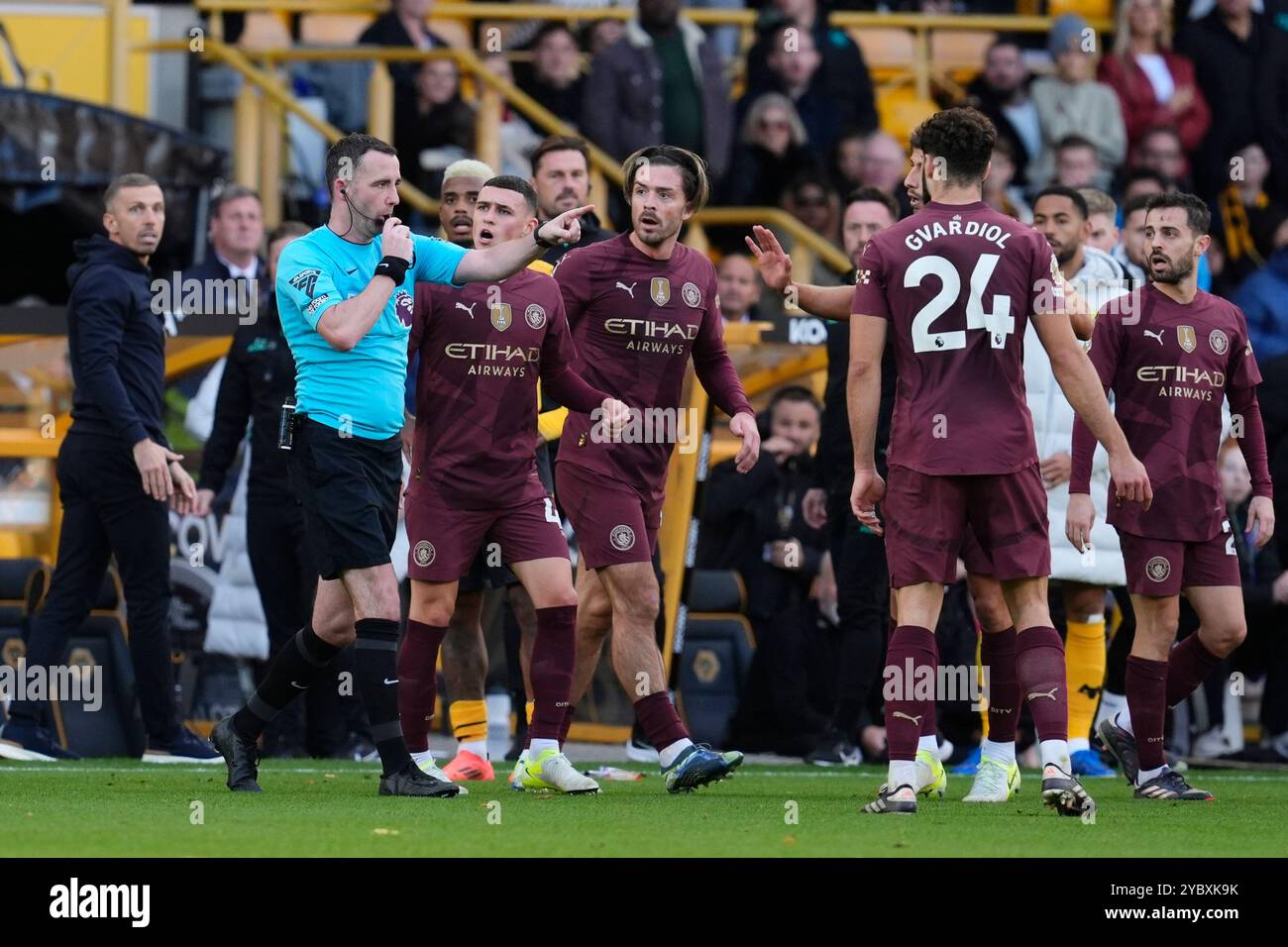 Manchester city win premier league 2024 hires stock photography and
