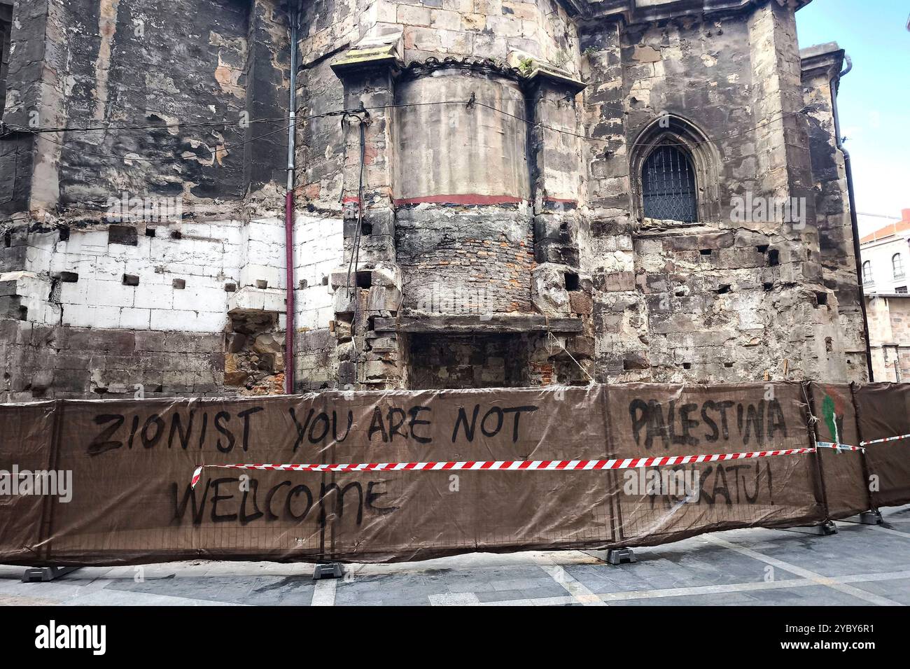 Bilbao 15.10.2024 Propalästinensischer Protest an einem Bauzaun in