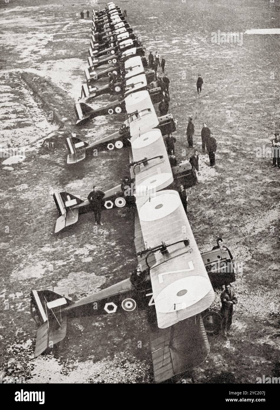 Guerre 14-18 photo biplan Farman française à un aérodrome Guerre 14-18 photo biplan Farman française à un aérodrome