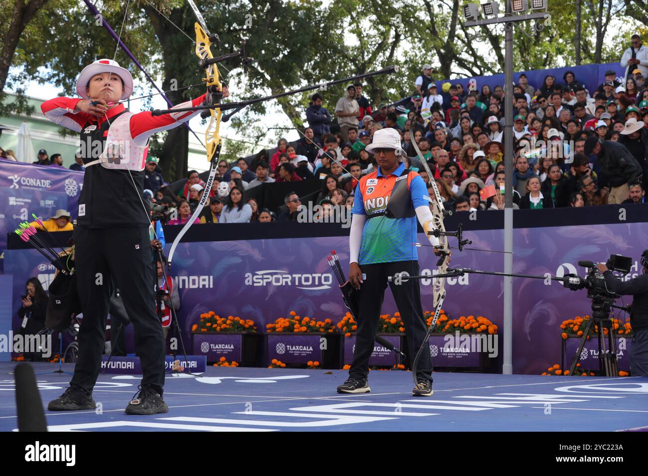 Tlaxcala, Mexico. 20th Oct, 2024. Deepika Kumari of India and Li Jiaman ...