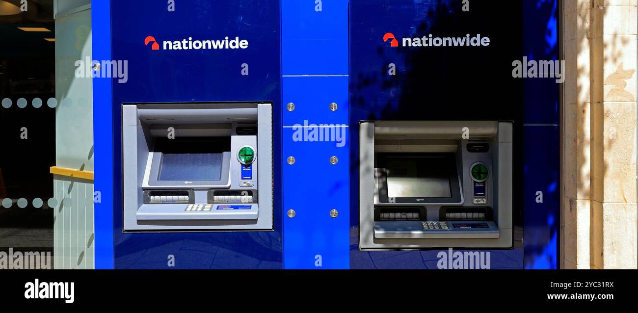 Atm bank machine hi-res stock photography and images - Page 35 - Alamy
