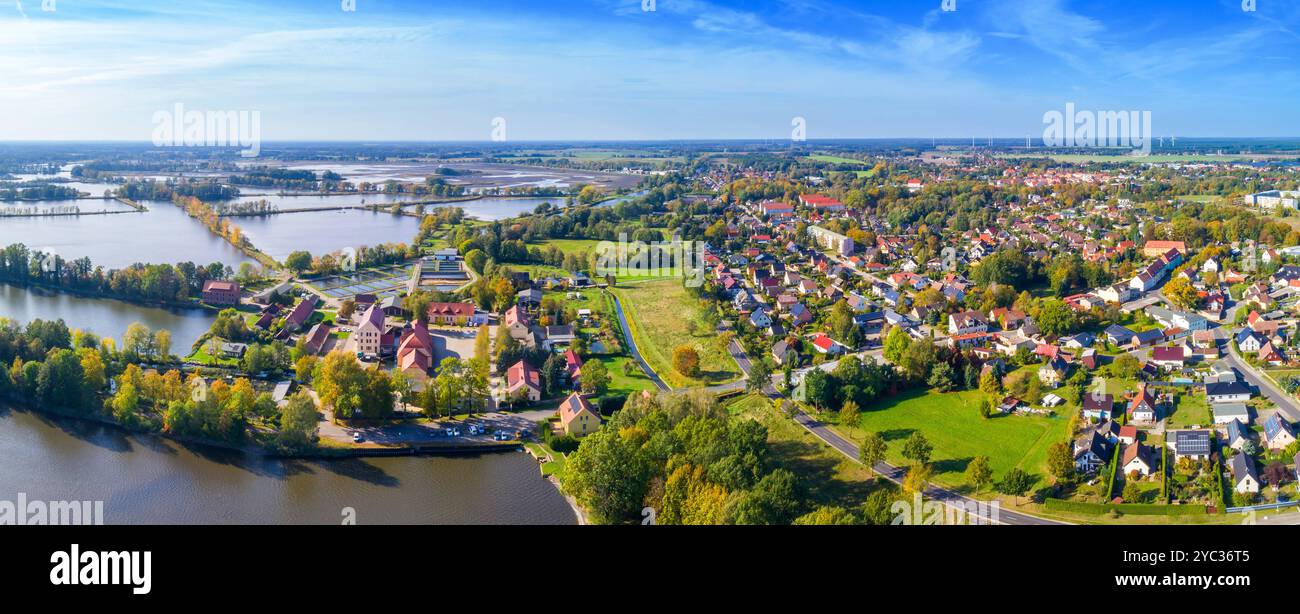 Peitzer Teiche mit Huettenwerk Peitz DEU/Deutschland/Brandenburg/Peitz