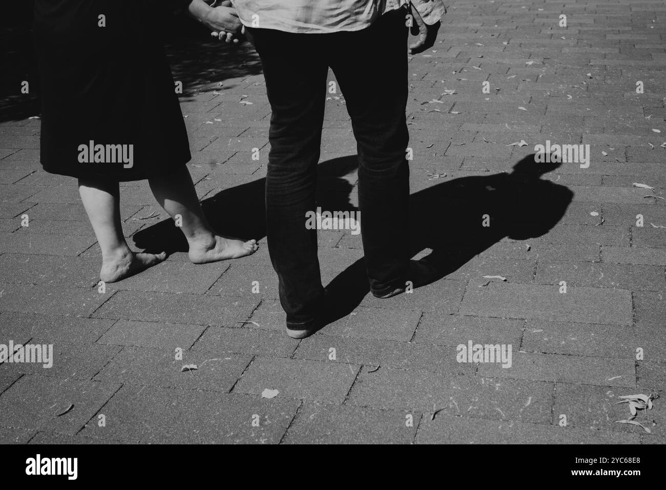Middle ground walking Black and White Stock Photos & Images - Alamy