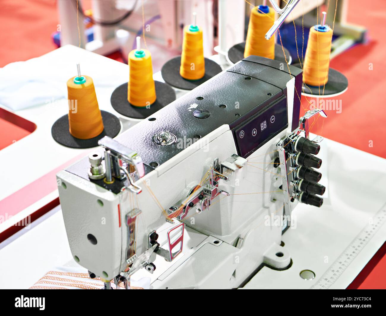 To thread a sewing machine hi-res stock photography and images - Alamy