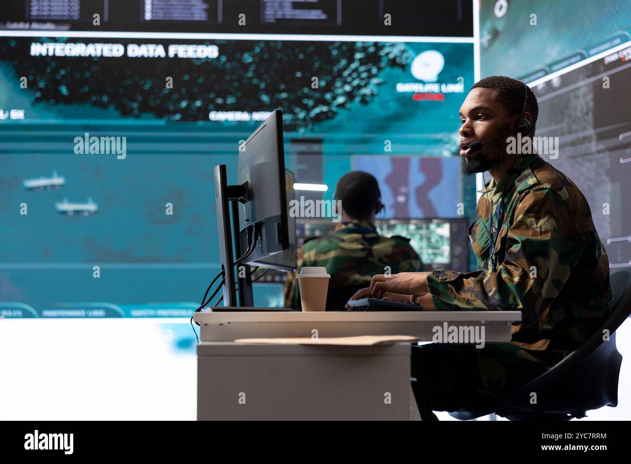 Army expert in data hi-res stock photography and images - Alamy