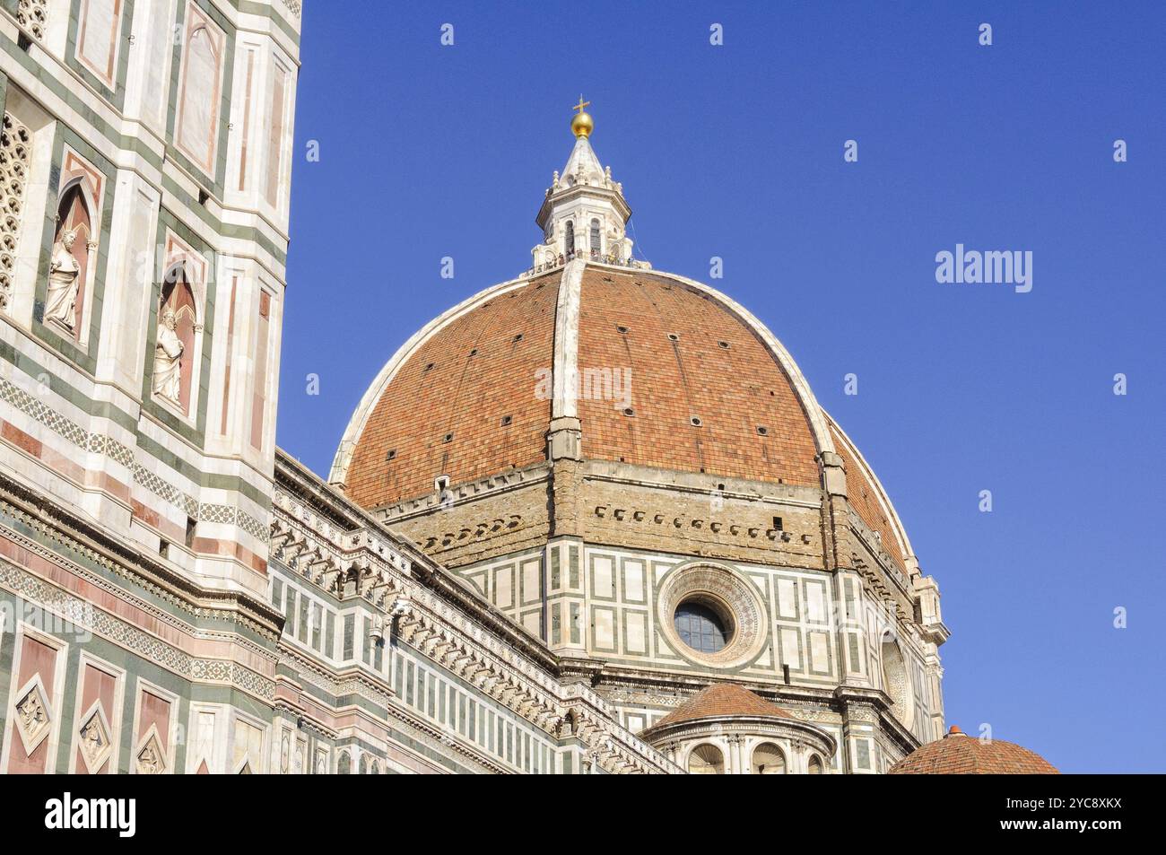 The famous Brunelleschi's dome of the Cathedral (Duomo), Florence ...