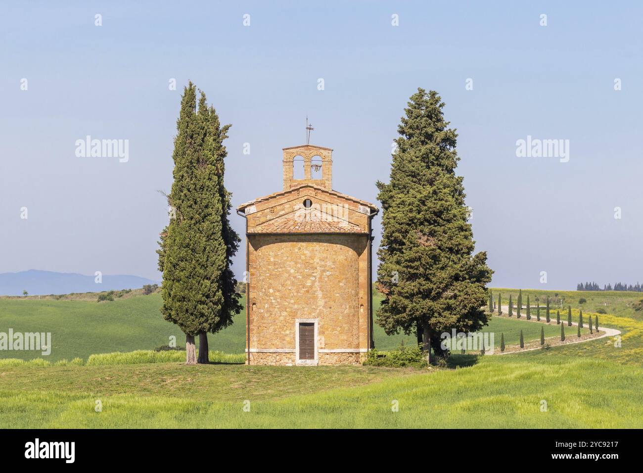 Italian rural church hi-res stock photography and images - Alamy