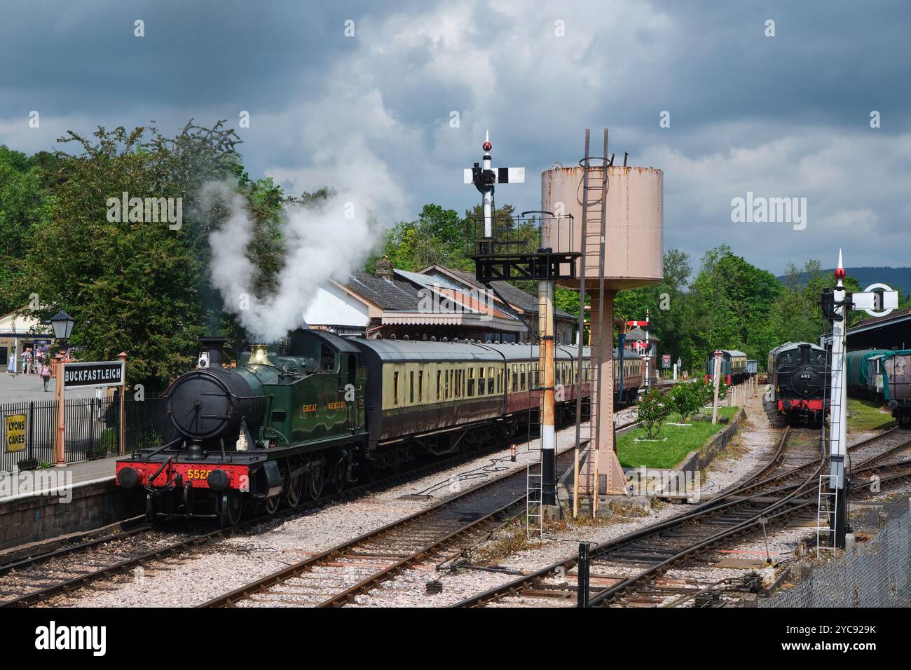 Devon railway hi-res stock photography and images - Alamy
