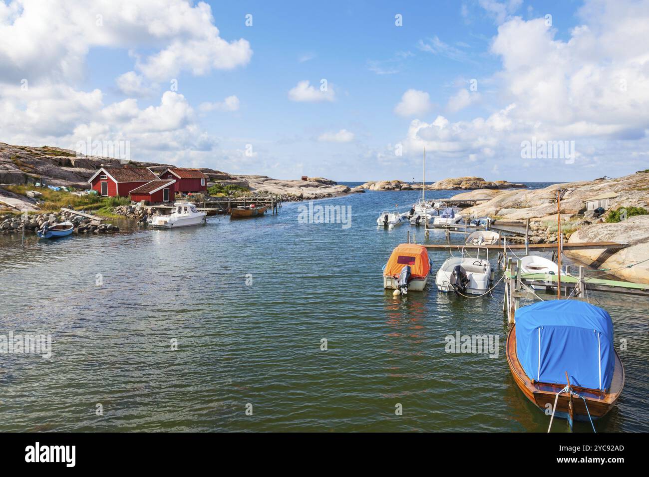 Moored tied up motor hi-res stock photography and images - Alamy