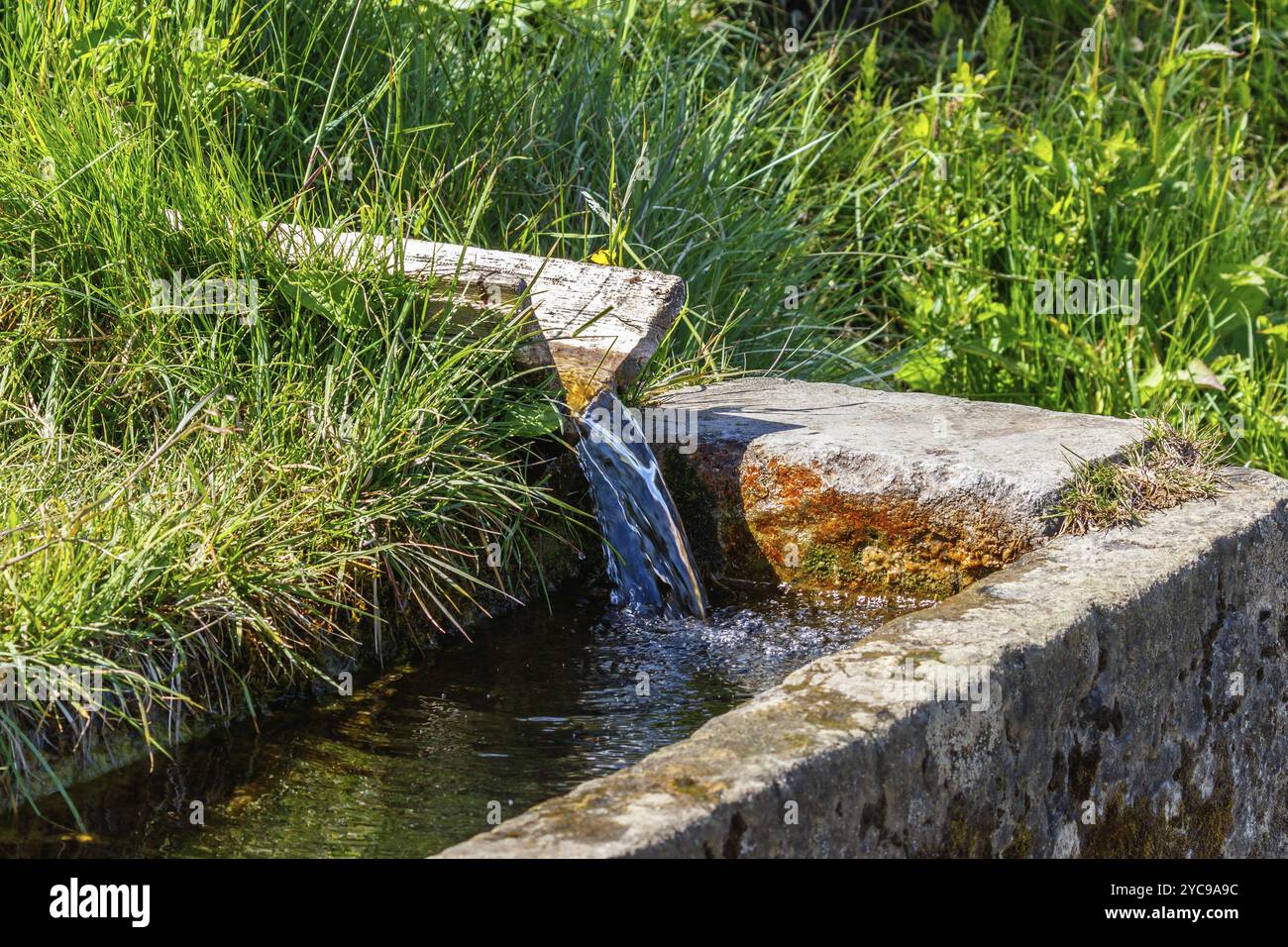Spring Troughs Running clear water hi-res stock photography and images - Alamy