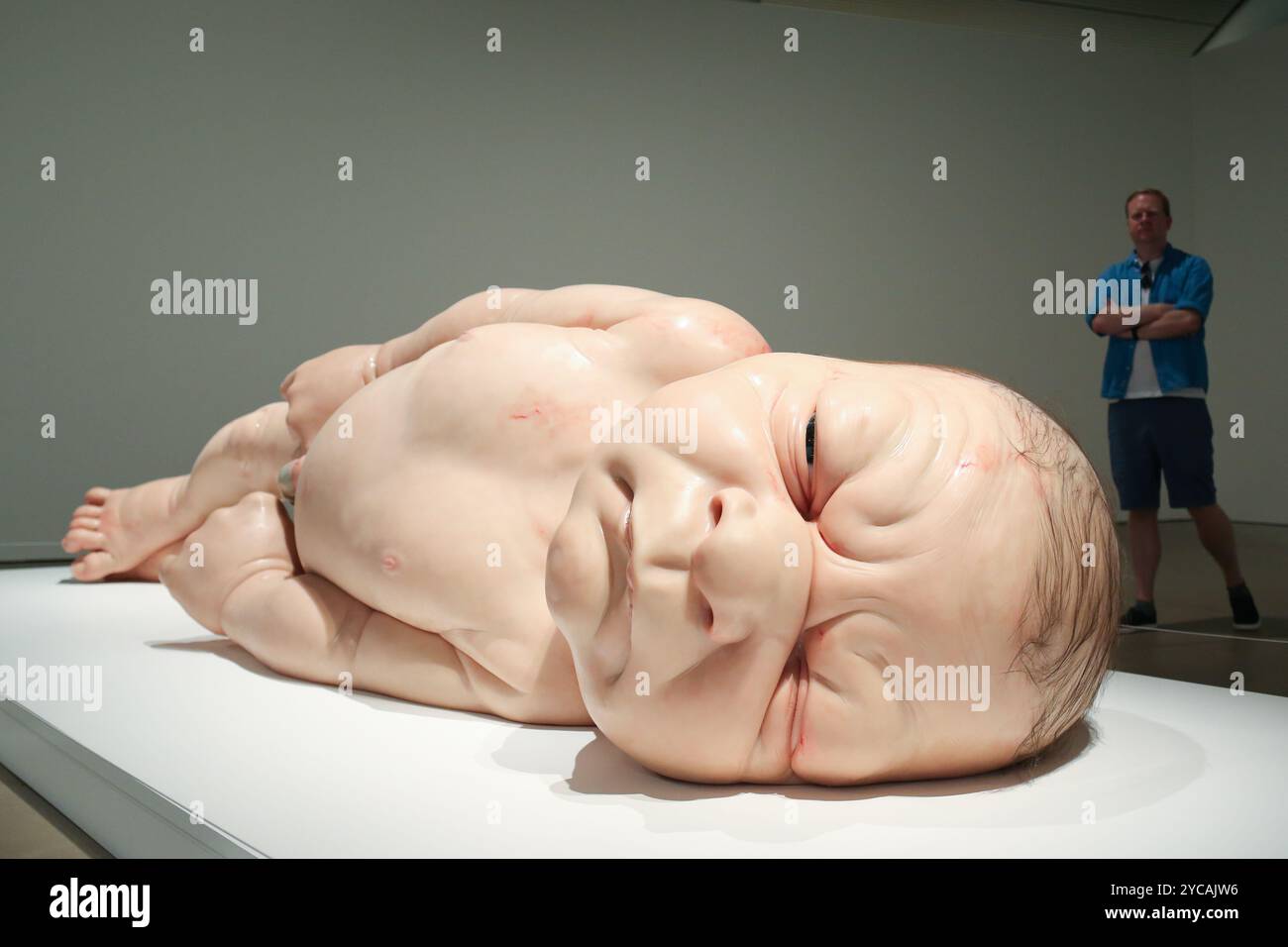 Ron mueck hi-res stock photography and images - Alamy Ron mueck hi-res stock photography and images - Alamy