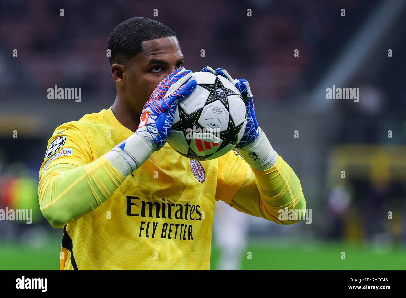 Mike Maignan of AC Milan looks on during UEFA Champions League 2024/25 ...