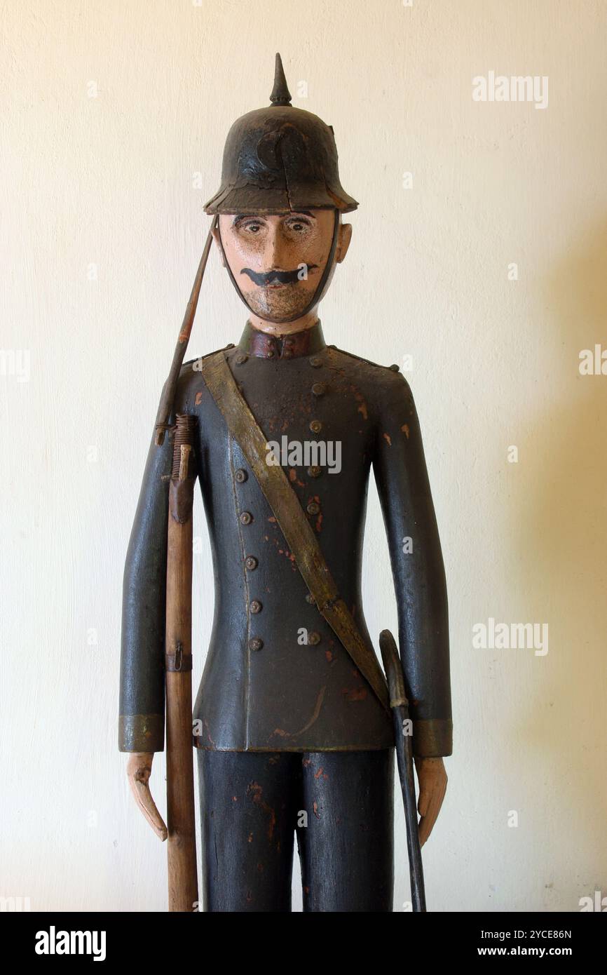 Soldat statue hi-res stock photography and images - Alamy