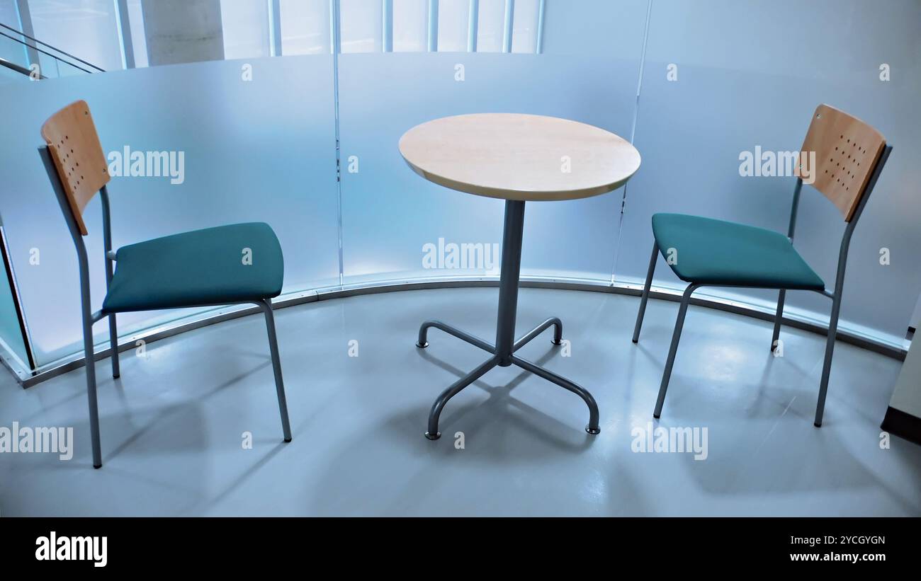 Two arm chairs hi-res stock photography and images - Alamy