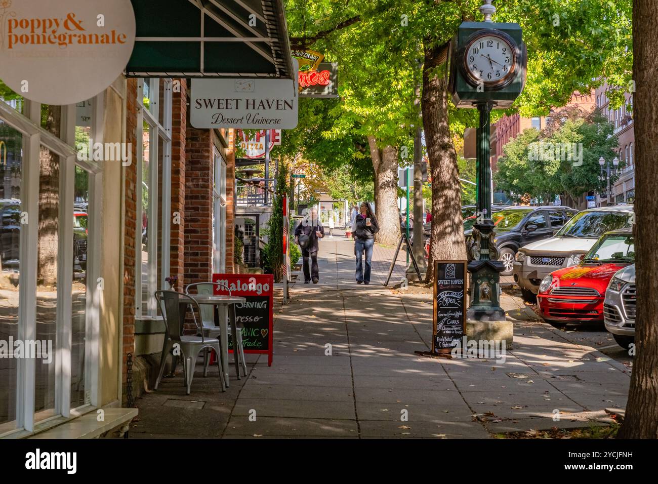 Bellingham, WA, US-September 15, 2024: Street scene in the Fairhaven village neighborhood of the city. Stock Photo