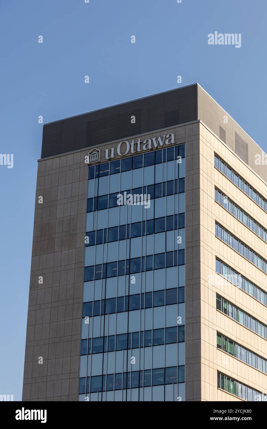 Uottawa logo hi-res stock photography and images - Alamy