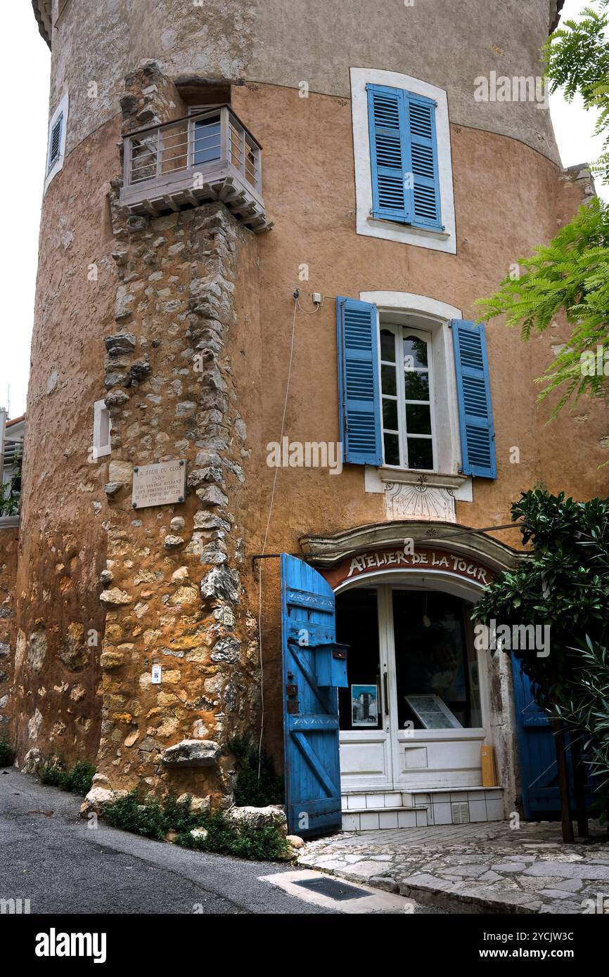 Village of bargemon hi-res stock photography and images - Alamy