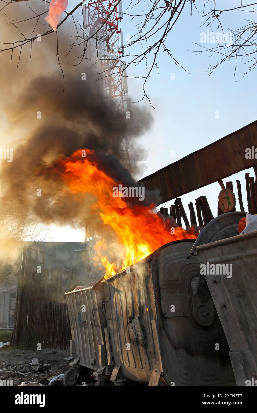 Fire ecology hi-res stock photography and images - Alamy