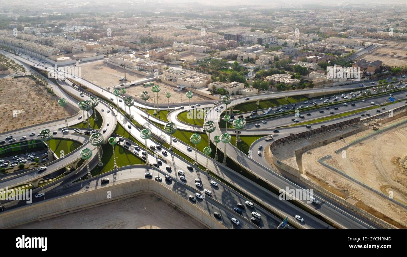 Saudi arabia highway hi-res stock photography and images