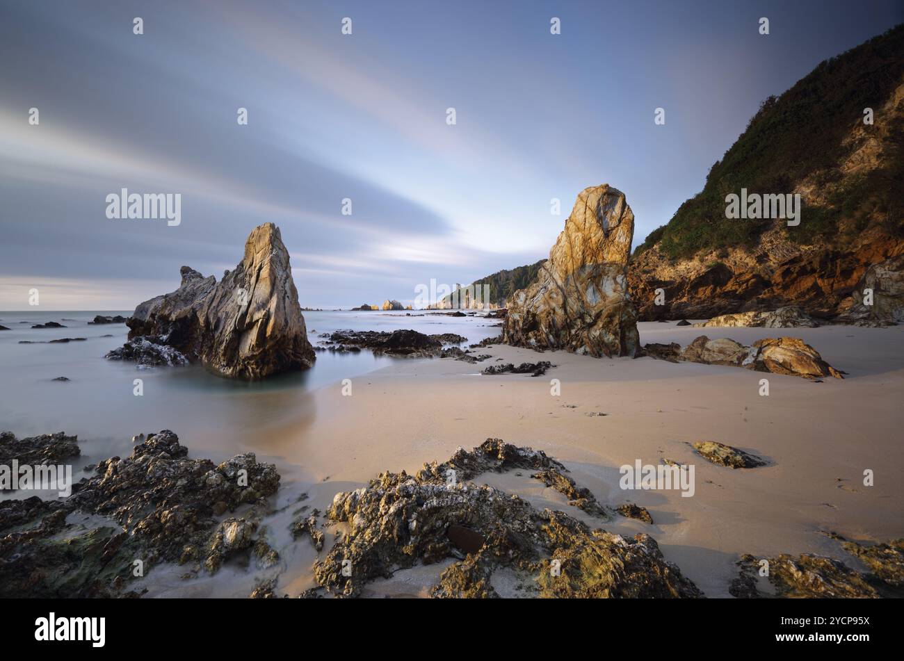 Craggy rocky rocks hi-res stock photography and images - Alamy