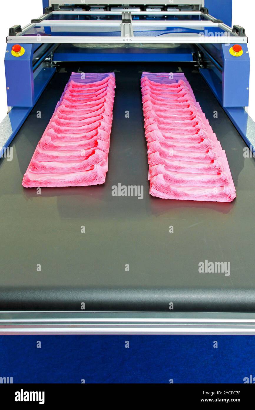 Row of plastic bags hi-res stock photography and images - Alamy