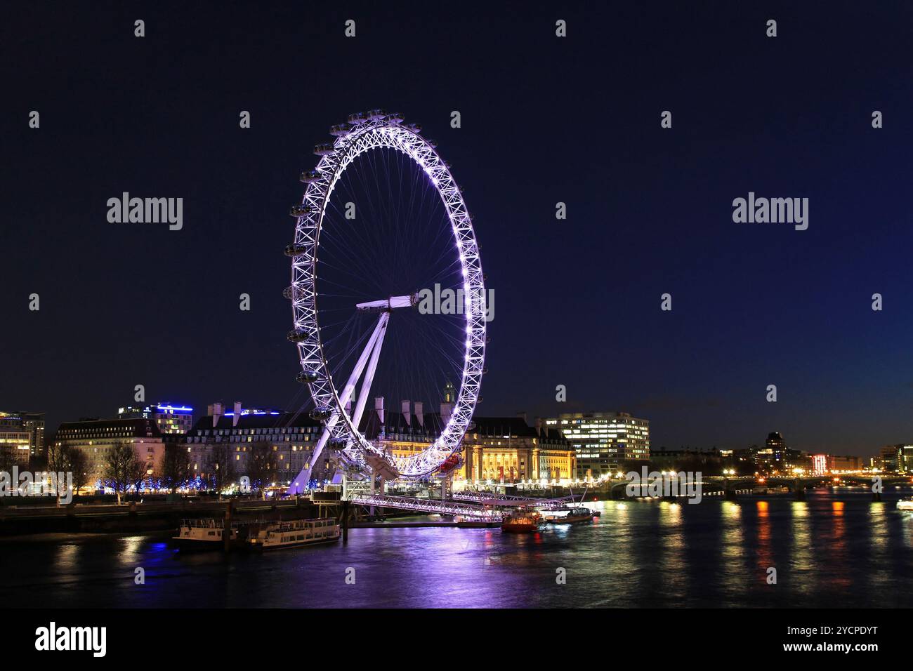 Lights architecture modern london hi-res stock photography and images ...