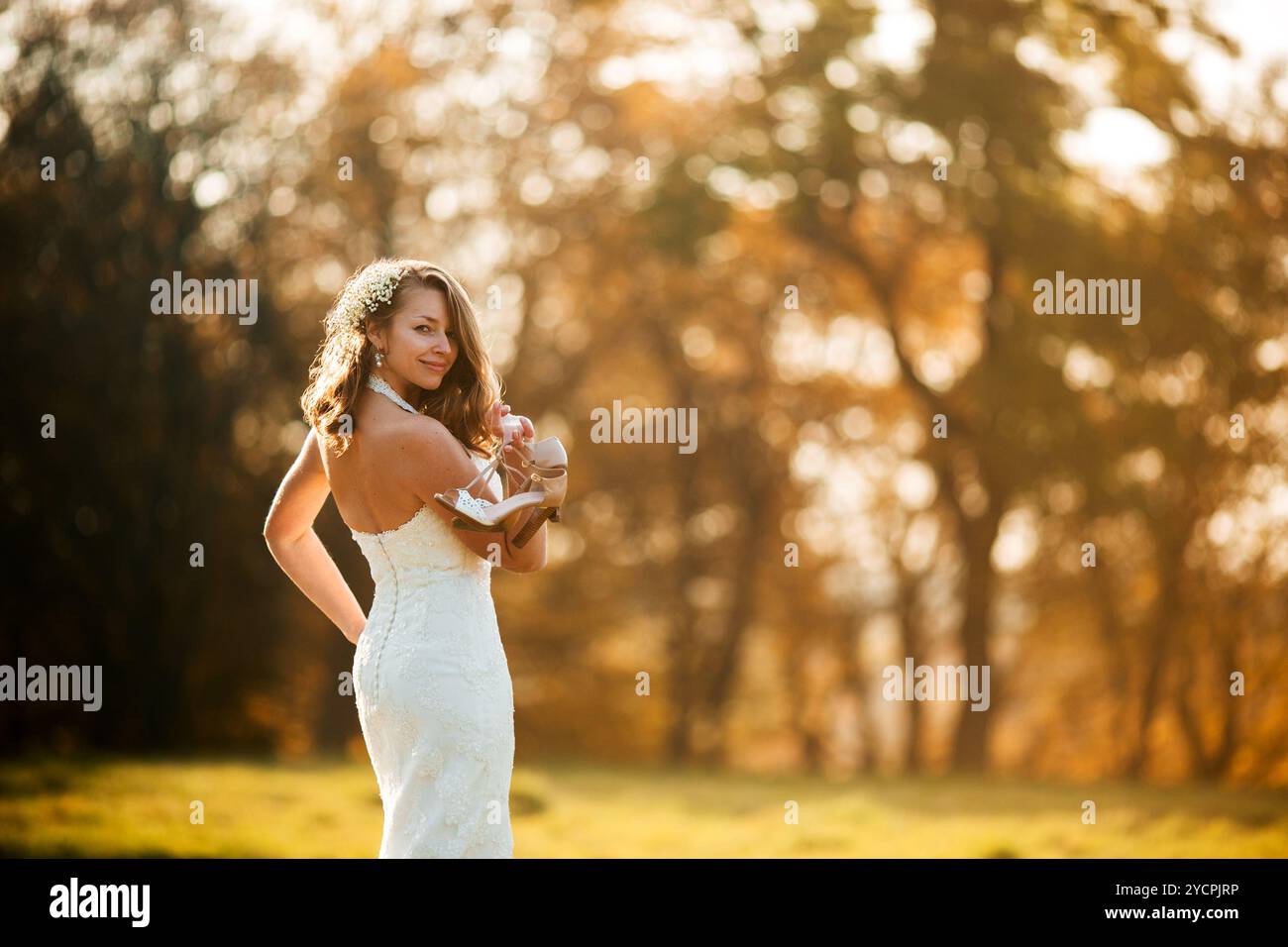 Posing ideas hi-res stock photography and images - Alamy