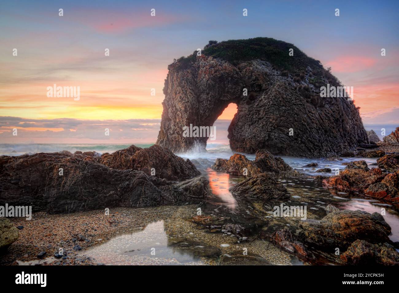 Horse Head Rock Australia Sunrise Stock Photo Alamy Horse head rock australia sunrise stock photo alamy