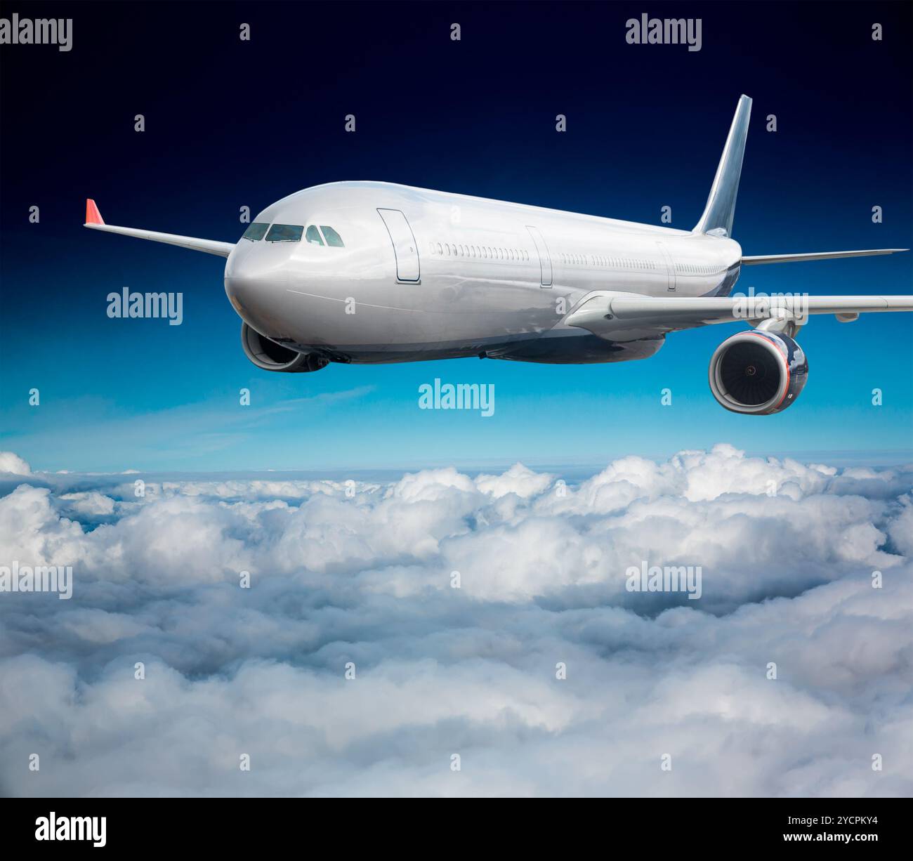 Airliner engine sky hi-res stock photography and images - Alamy