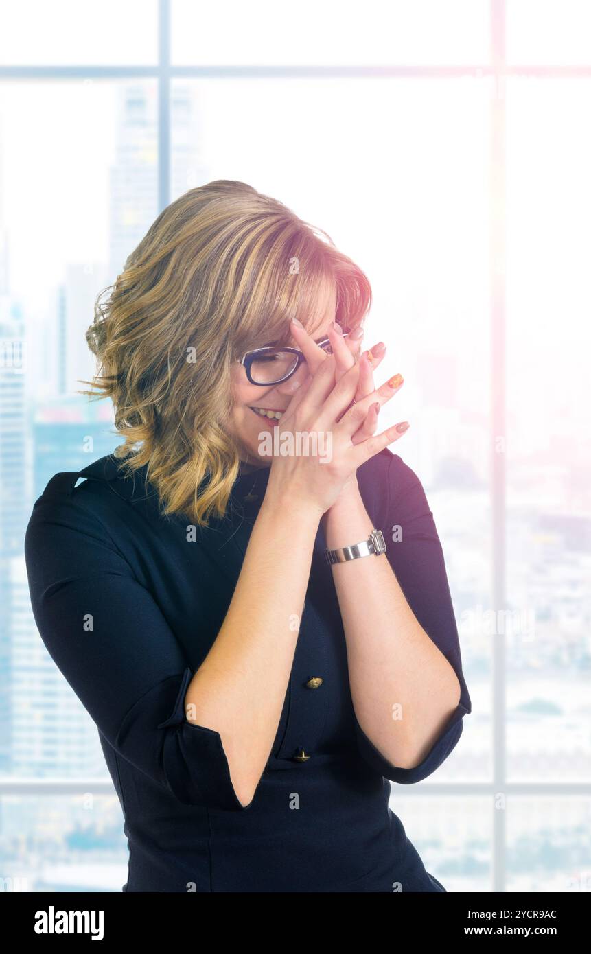 Office excited business woman hi-res stock photography and images - Alamy