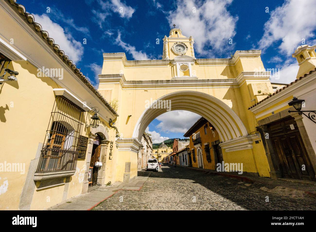 arch of Santa Catalina, arch of the old coinvento, Antigua Guatemala