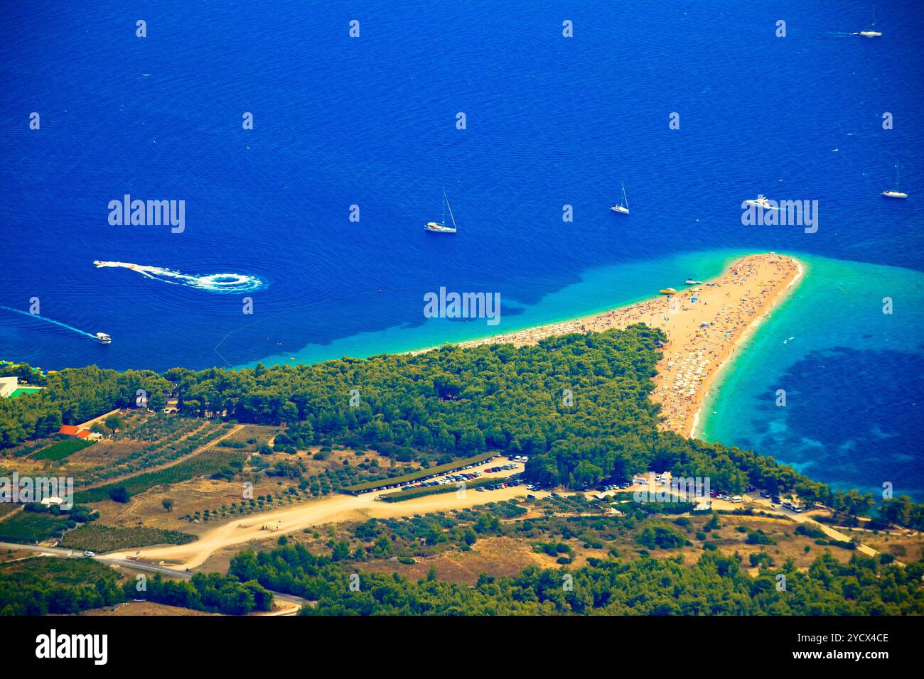Aerial view lonely beach hi-res stock photography and images - Alamy