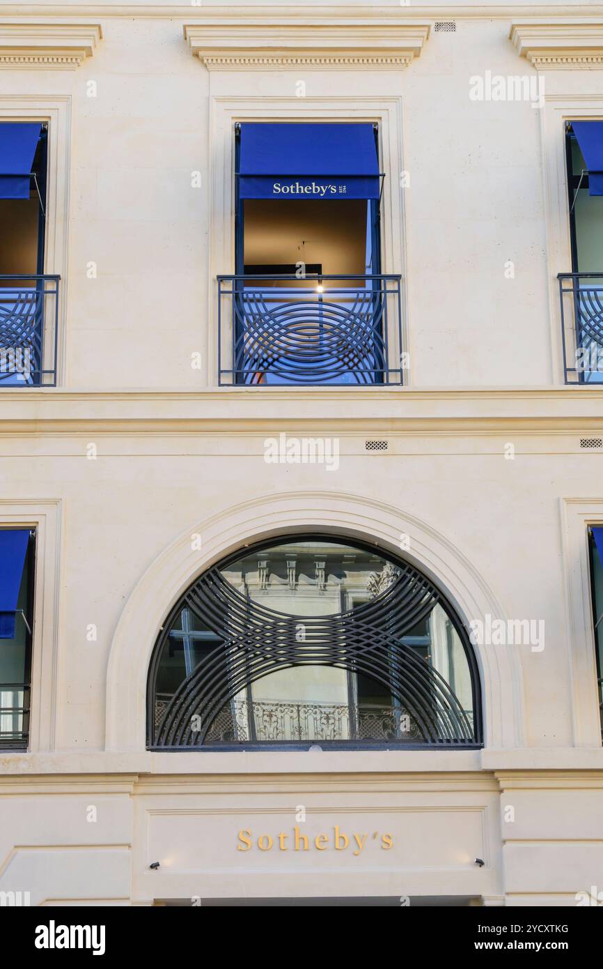 SOTHEBY S TAKES RESIDENCE AT A HISTORIC LOCATION IN PARIS Stock Photo