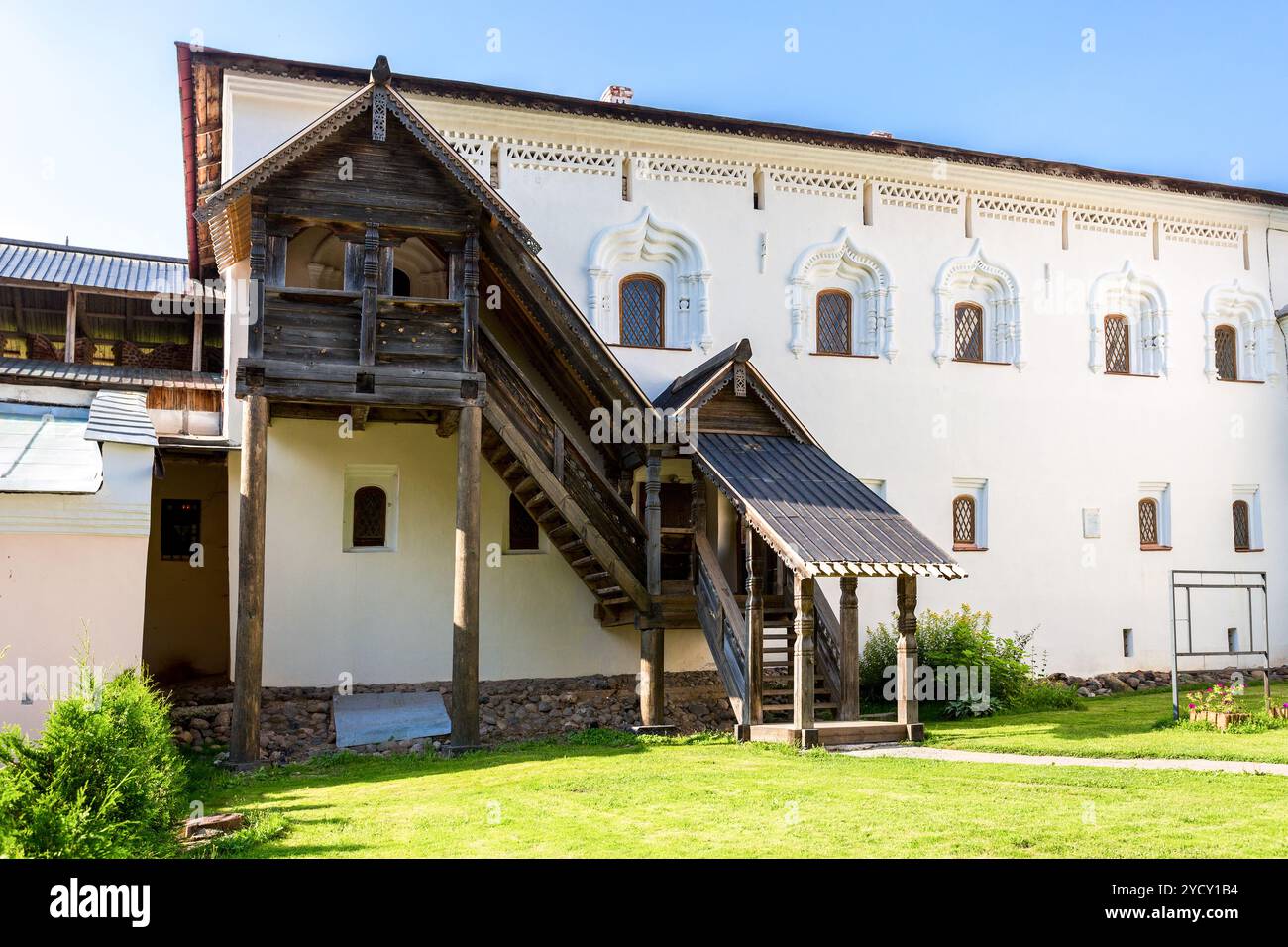 Entry of ancient building hi-res stock photography and images - Alamy