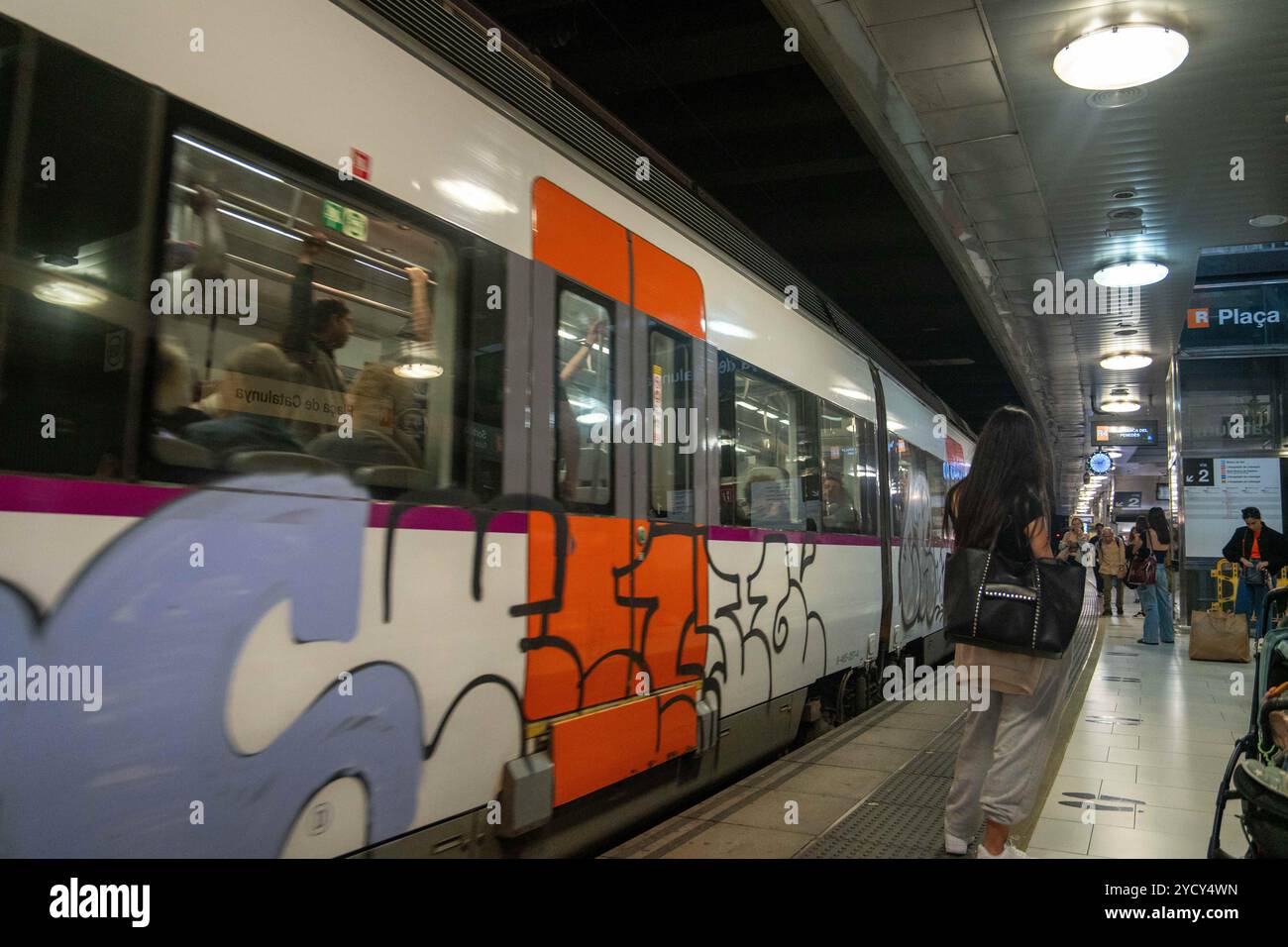 Renfe tren hi-res stock photography and images - Alamy