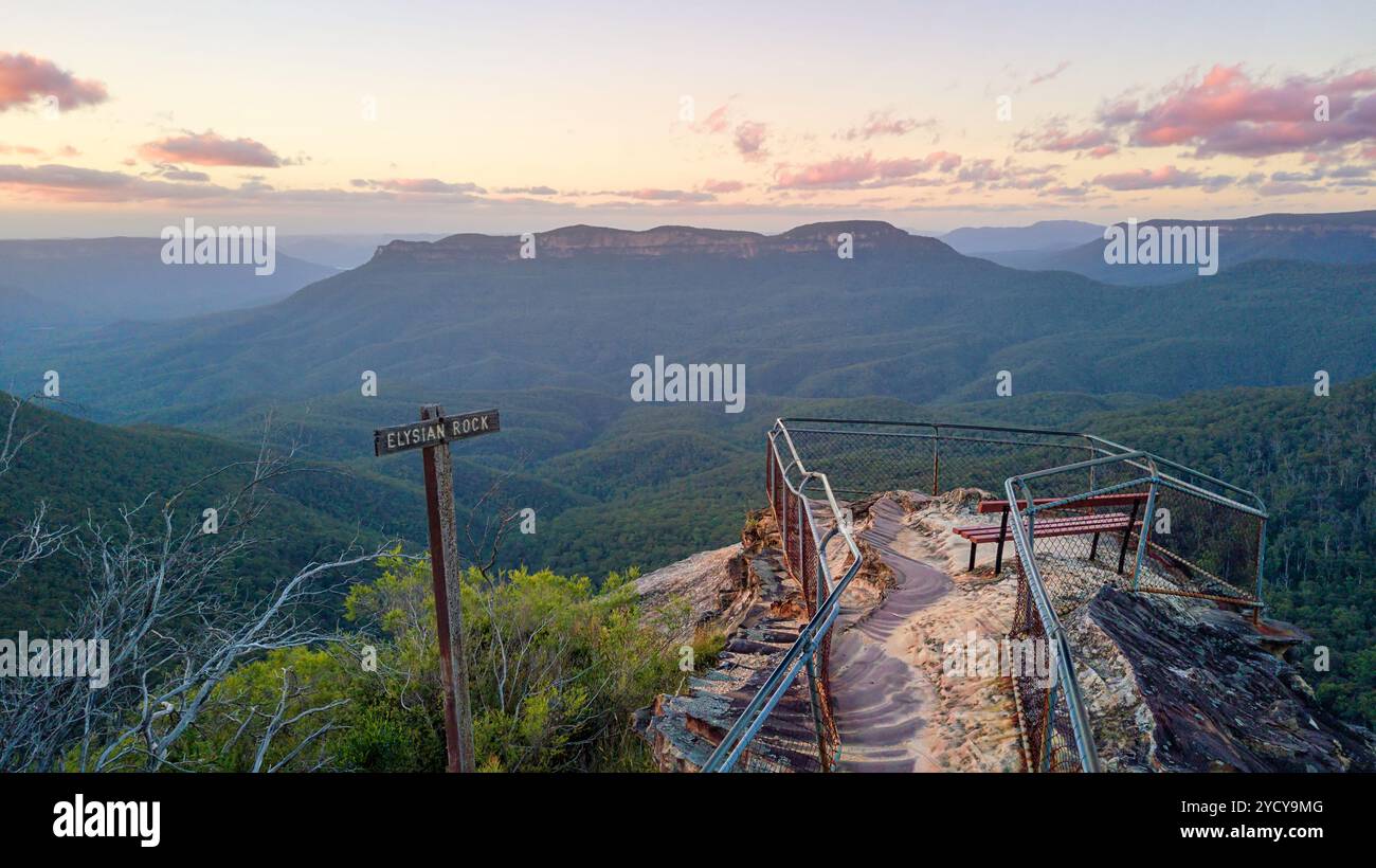 Lookout scenic views Blue Mountains Australia Stock Photo - Alamy